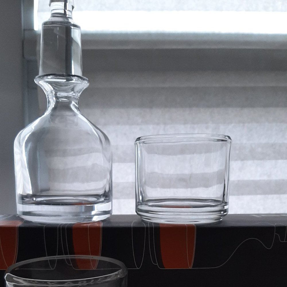 OUI Stackable Glass Decanter Set - Picture 4 of 7